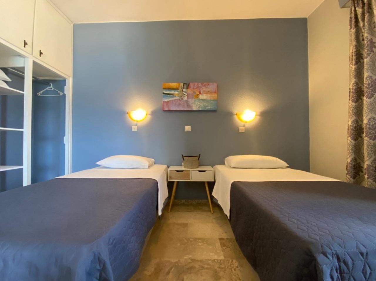Daphne Bungalows Tolón Buitenkant foto
